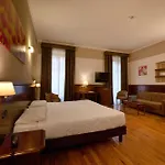Hotel & Centro - Stazione Porta Susa 3*