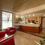 & Centro - Stazione Porta Susa Hotel Turín