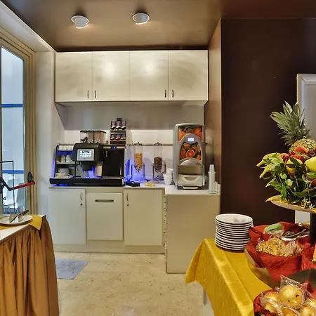 & Centro - Stazione Porta Susa 3*