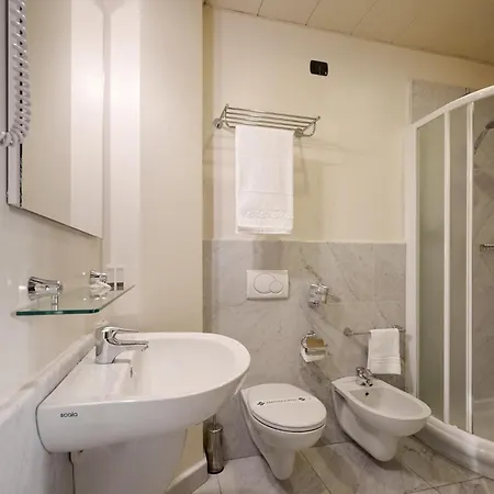 & Centro - Stazione Porta Susa 3*