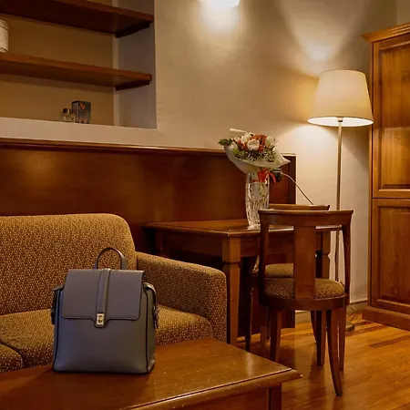 فندق & Centro - Stazione Porta Susa تورينو