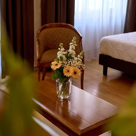 فندق & Centro - Stazione Porta Susa تورينو