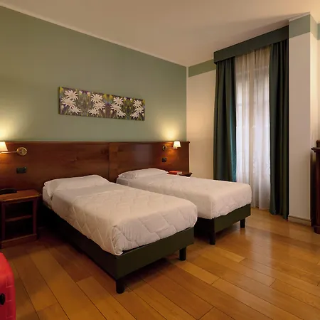 & Centro - Stazione Porta Susa Hotell 3*