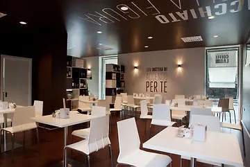 & Centro - Stazione Porta Susa 3* Турин