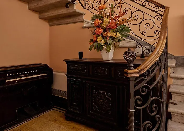 & Centro - Stazione Porta Susa 3* Turin