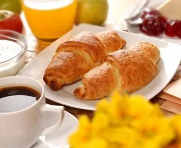 & Centro - Stazione Porta Susa 3*