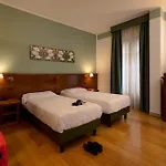 & Centro - Stazione Porta Susa Hotell 3*