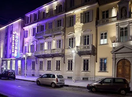 & Centro - Stazione Porta Susa 3* Turín