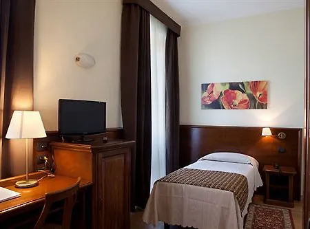 Hotel & Centro - Stazione Porta Susa Turín