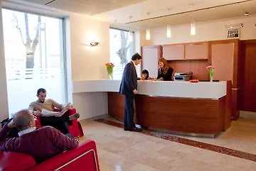 Hotel&residence Centro - Stazione Porta Susa 3*