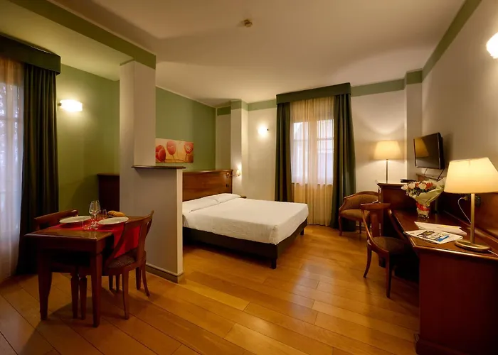 Otel & Centro - Stazione Porta Susa 3*